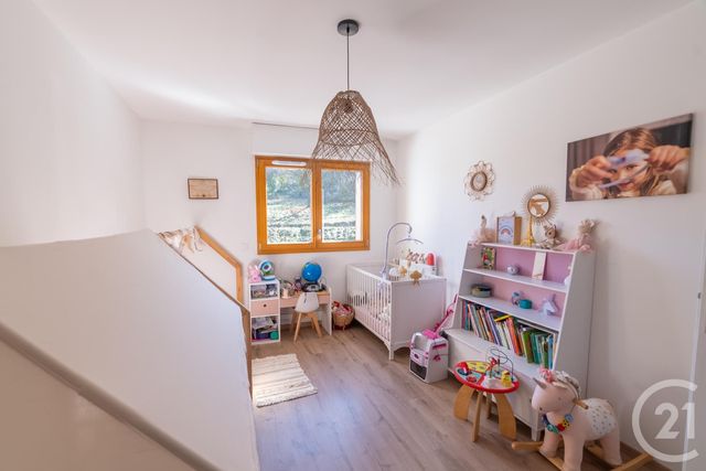 Appartement T3 à vendre - 3 pièces - 71.83 m2 - SEYSSINS - 38 - RHONE-ALPES - Century 21 Agence Foch